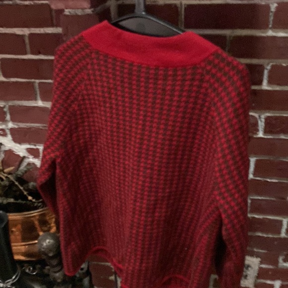 Talbots 100% marino wool cardigan/sweater - Picture 7 of 7